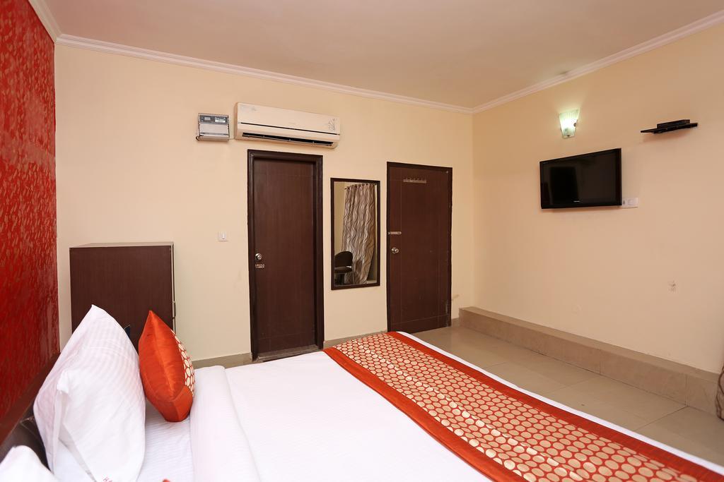 Hotel Le Princess @ Airport New Delhi Exterior photo